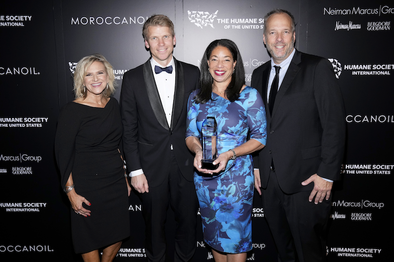 L-R: Donna Gadomski (HSI), Anders Bering and Nefertiti Greene (Mars), and Jeff Flocken (HSI)