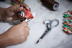The making of the M&M's™ purse