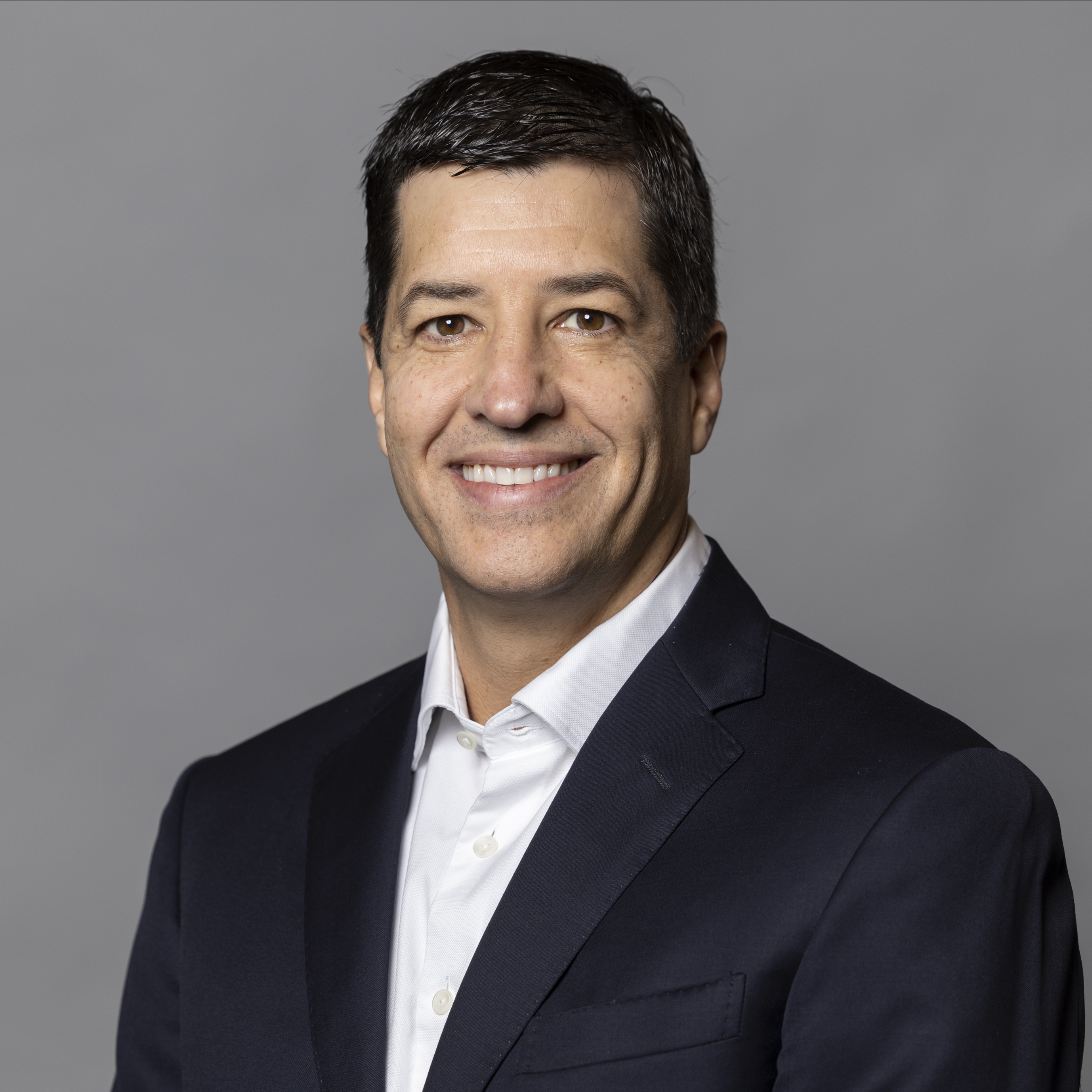 Scott Gray headshot