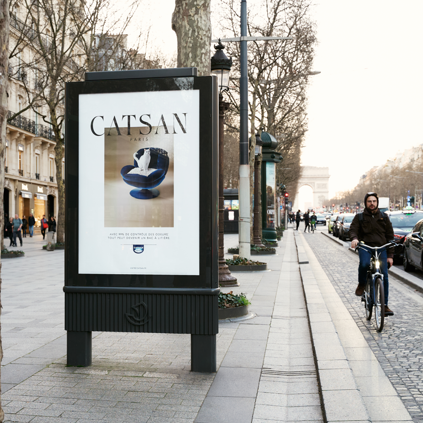 campagne d’affichage CATSAN™ sur les Champs-Élysées