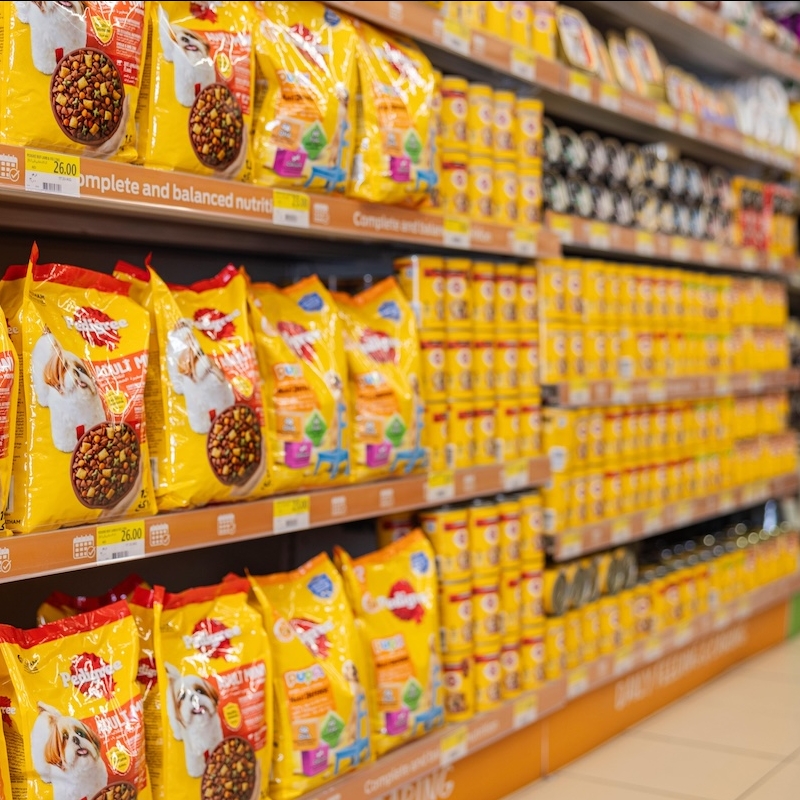 Pedigree products in a store.