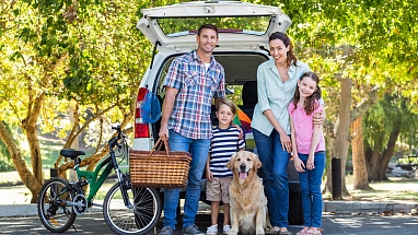 Majówka z pupilem – o czym pamiętać, planując urlop