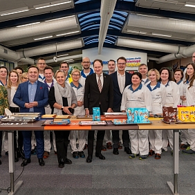 Mark Brzeziński, ambasador Stanów Zjednoczonych w Polsce odwiedził kompleks fabryczny firmy Mars