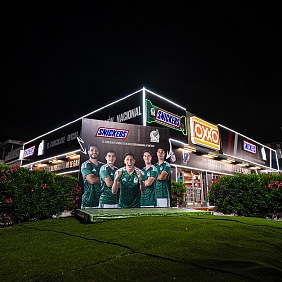 SNICKERS® Y OXXO LLEVAN EL FUTBOL AL PUNTO DE VENTA CON TIENDA INMERSIVA