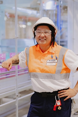 An Associate at a Mars Australia factory